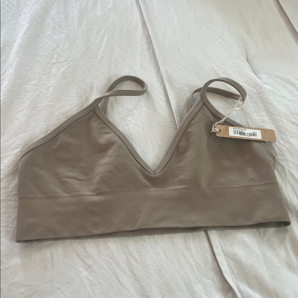 Skims Smoothing Bralette Sporty - Picture 8 of 14